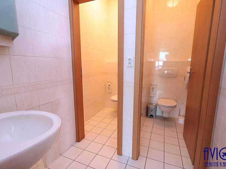 Gewerbefläche zur Miete, 400 m² (11 von 15)