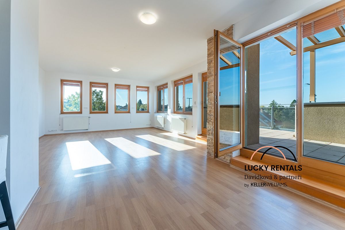 Pronájem bytu 3+kk 97 m² – fotografie 4