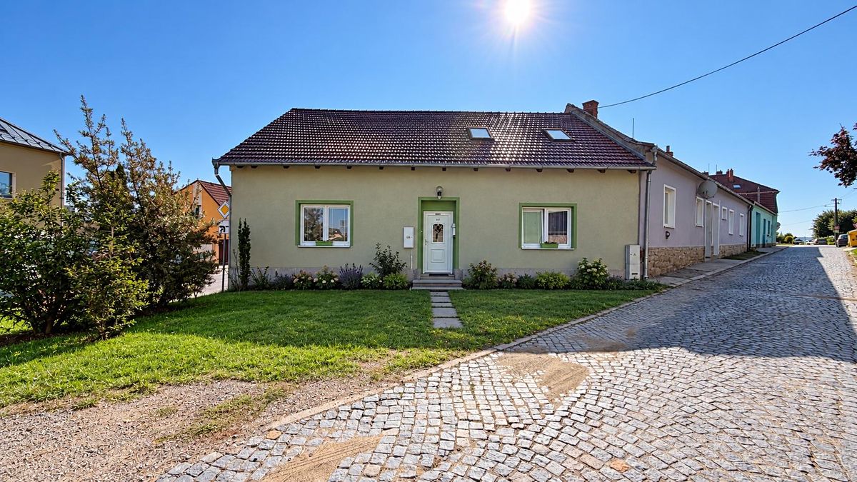 Prodej rodinného domu 112 m², pozemek 129 m²