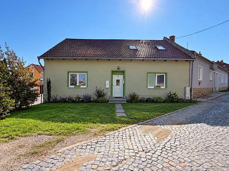 Prodej rodinného domu 112 m², pozemek 129 m², Úvoz, Rosice, okres Brno-venkov