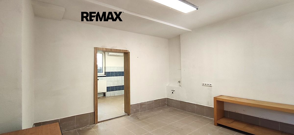 Prodej rodinného domu 190 m², pozemek 890 m² – fotografie 5