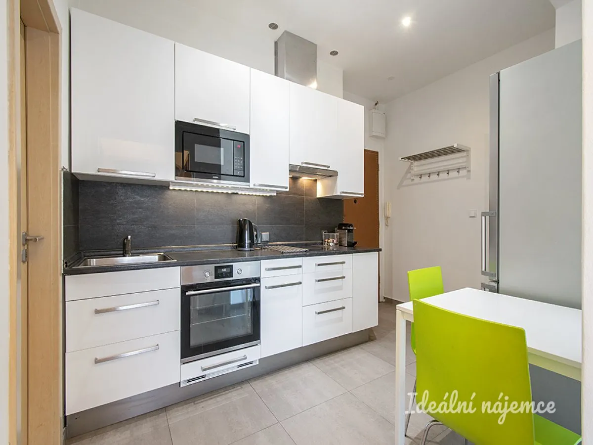 Pronájem bytu 2+kk 50 m²