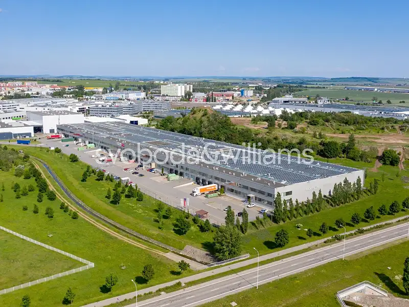 Pronájem výrobní haly, prostoru 11330 m², Brno – náhled fotky 1