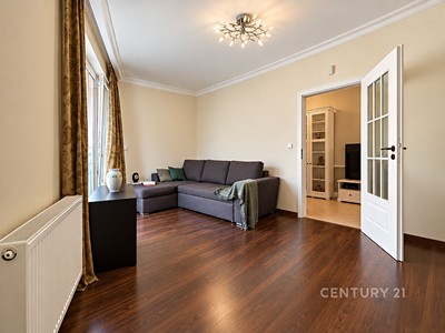 Pronájem bytu 3+kk, 94 m² (3 z 9)