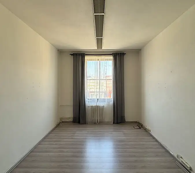 Pronájem kanceláře 24 m², Brno – náhled fotky 1