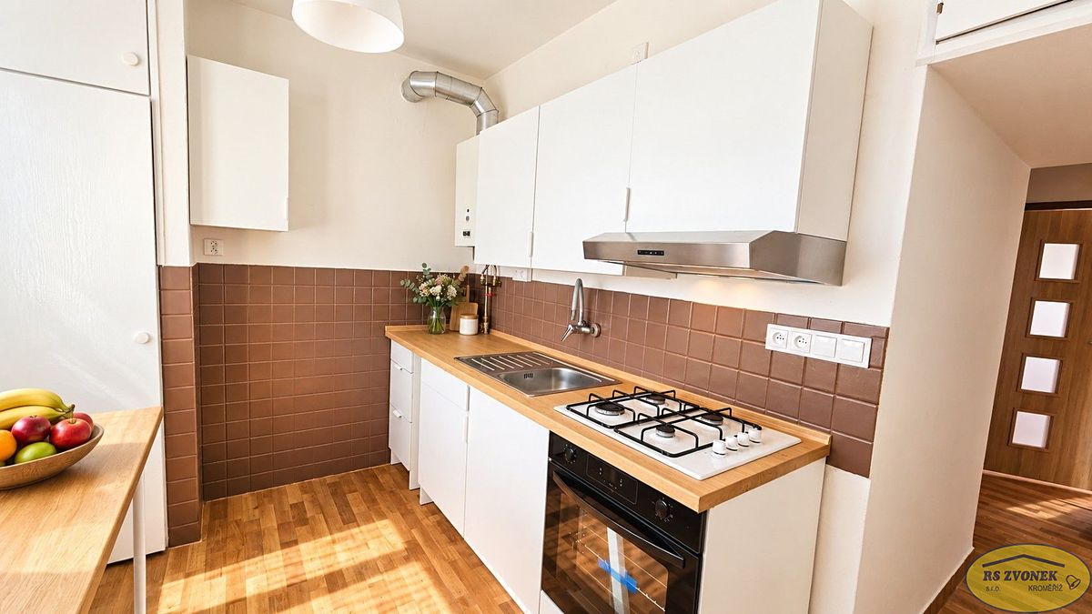 Pronájem bytu 3+1 76 m² – fotografie 2