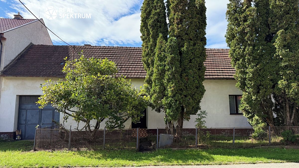 Prodej rodinného domu 130 m², pozemek 416 m², Uherský Brod – fotka 1 z 3