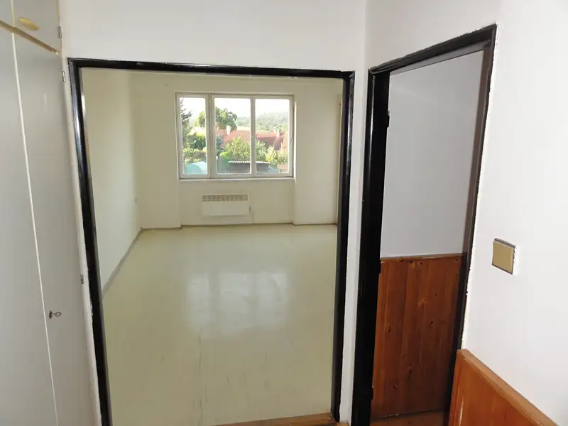Prodej bytu 2+1 55 m², Kosova Hora – náhled fotky 3