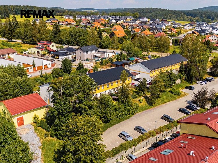 Комерційне приміщення на продаж, 91 м² (2 з 25)