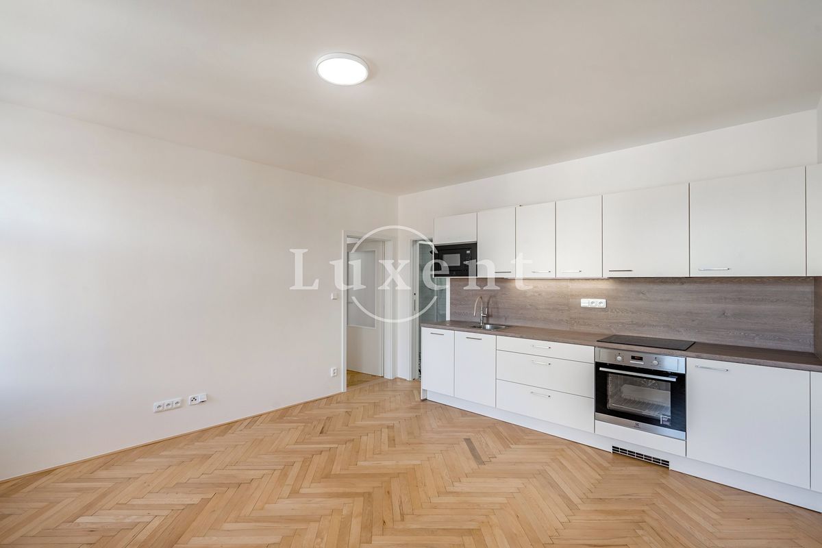 Pronájem bytu 2+kk 42 m²