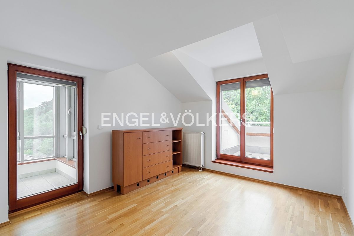 Pronájem bytu 4+1 120 m² – fotografie 4