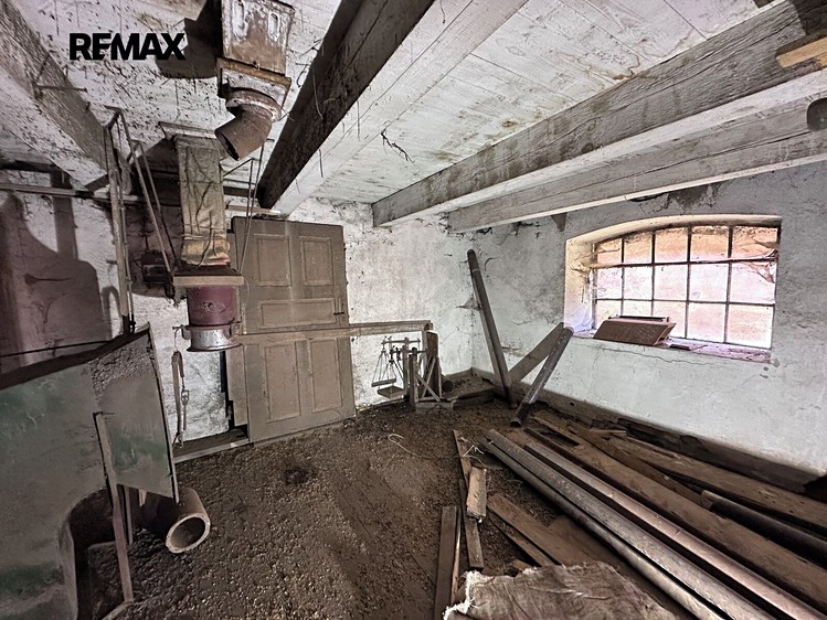 Комерційне приміщення на продаж, 830 м² (18 з 34)
