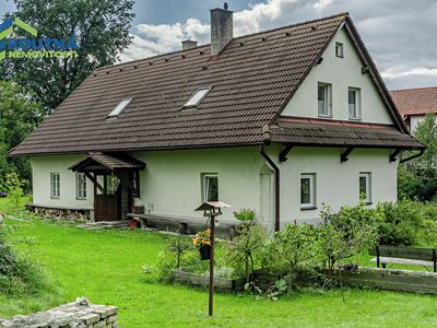 Prodej rodinného domu 250 m², pozemek 2599 m²
