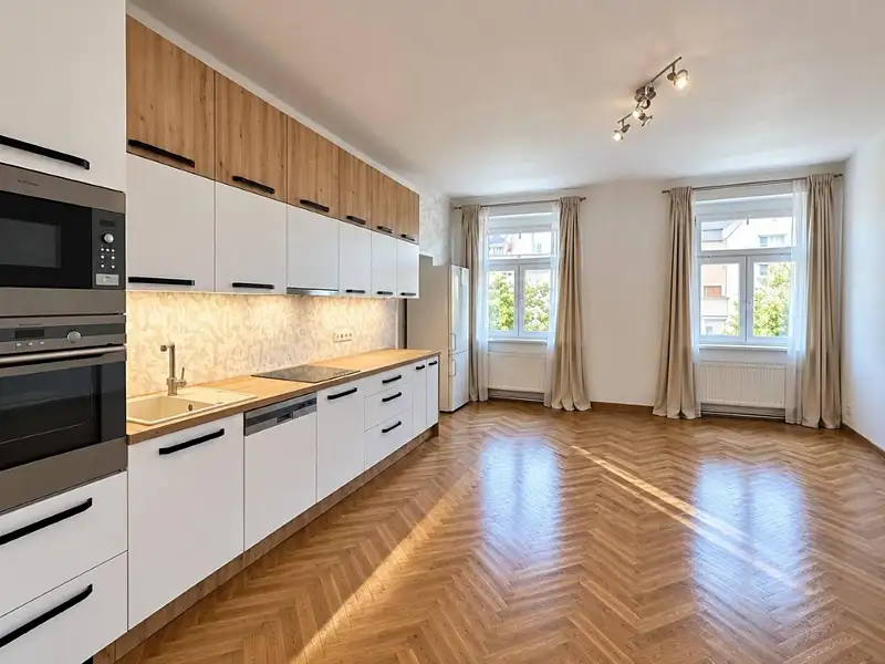 Pronájem bytu 2+kk 80 m², Praha – náhled fotky 1