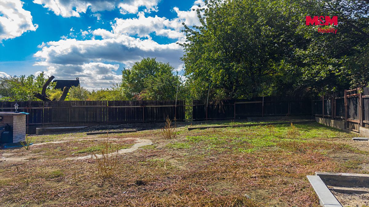 Prodej stavebního pozemku 554 m² – fotografie 3