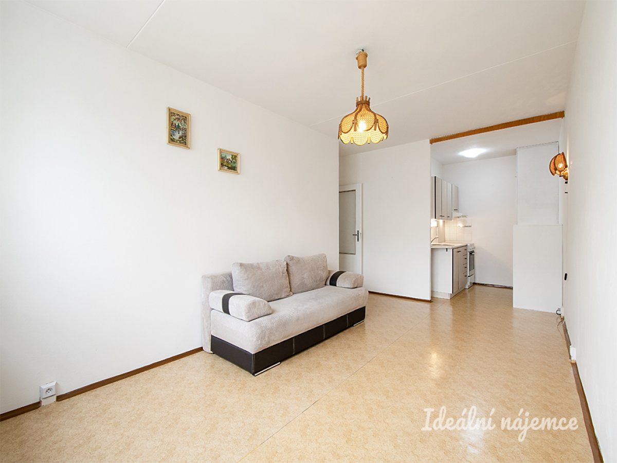 Pronájem bytu 2+kk 45 m² – fotografie 2