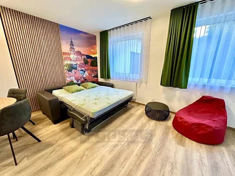 Pronájem bytu 2+kk 71 m², Český Krumlov – náhled fotky 3