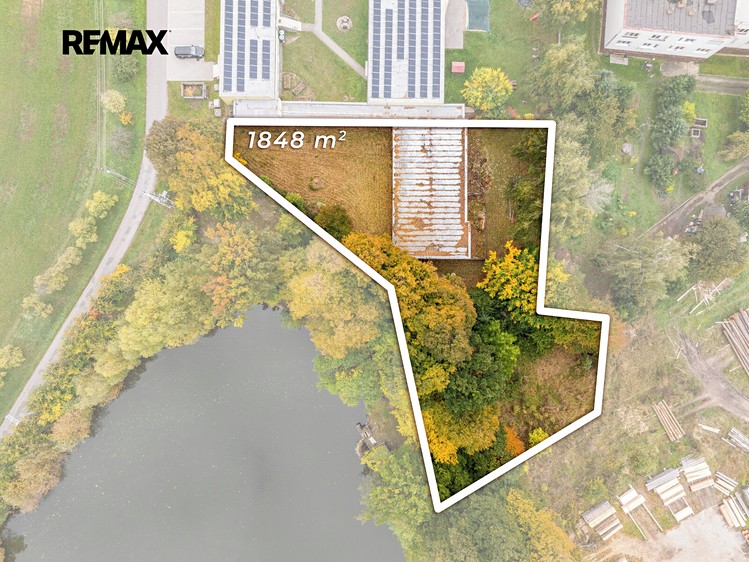 Prodej nemovitosti, 261 m² (32 z 36)