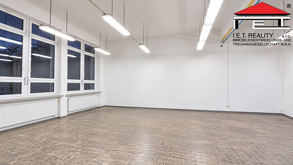Pronájem skladového prostoru 210 m² – fotografie 3