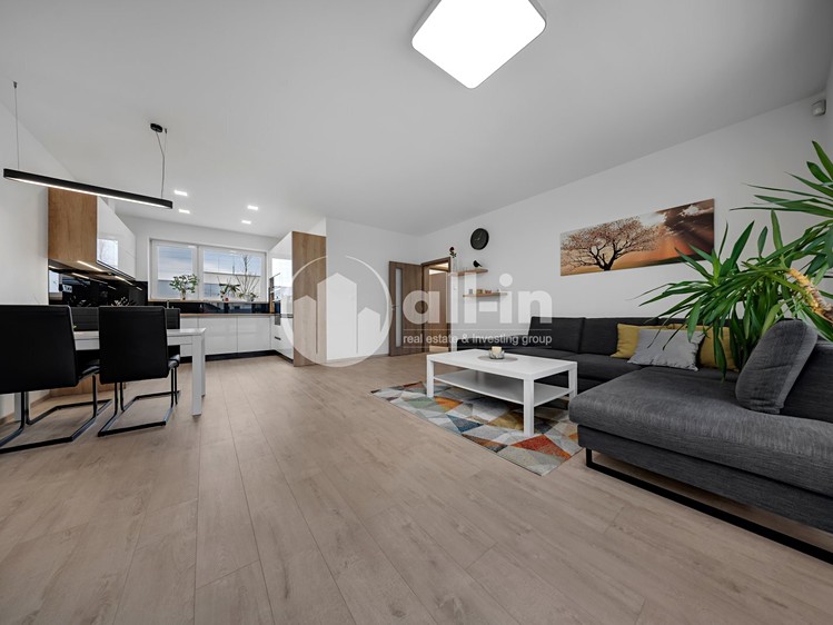 Prodej domu, 145 m² (9 z 32)