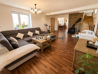 Haus zum Kauf, 166 m² (2 von 43)