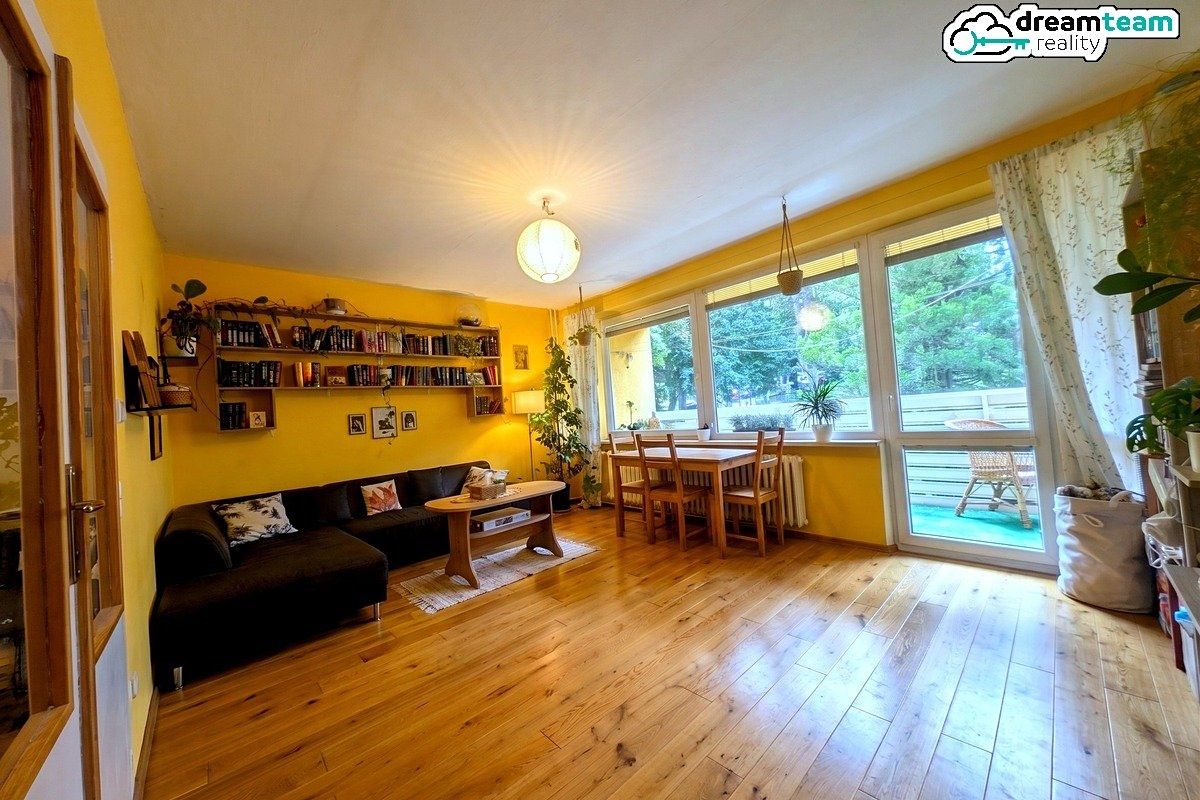 Pronájem bytu 3+1 75 m² – fotografie 2