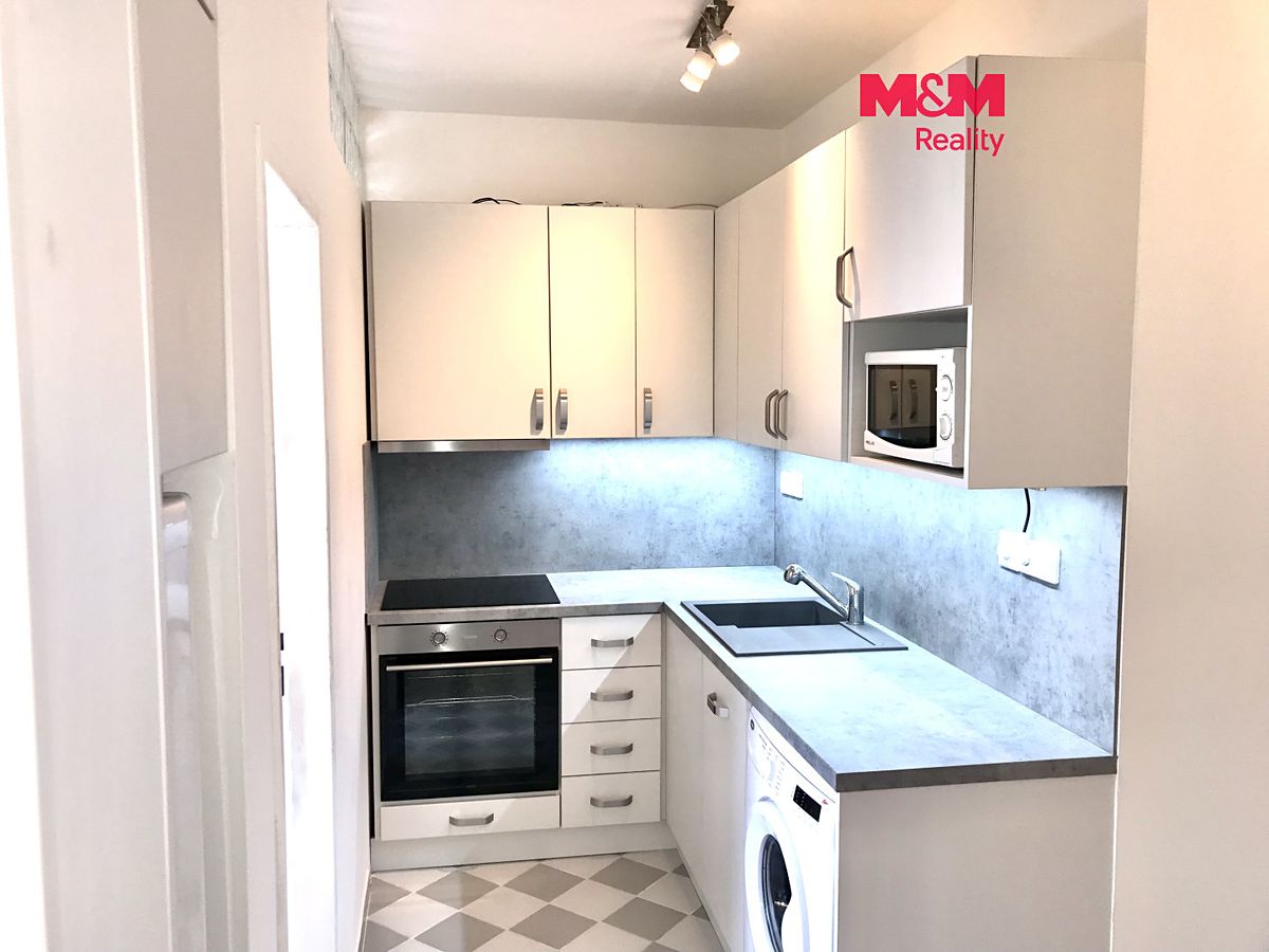Pronájem bytu 2+kk 35 m²
