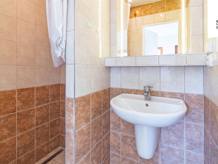 Будинок на продаж, 240 м² (16 з 29)