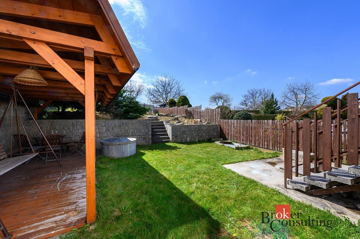 Prodej rodinného domu 142 m², pozemek 244 m² – fotografie 5