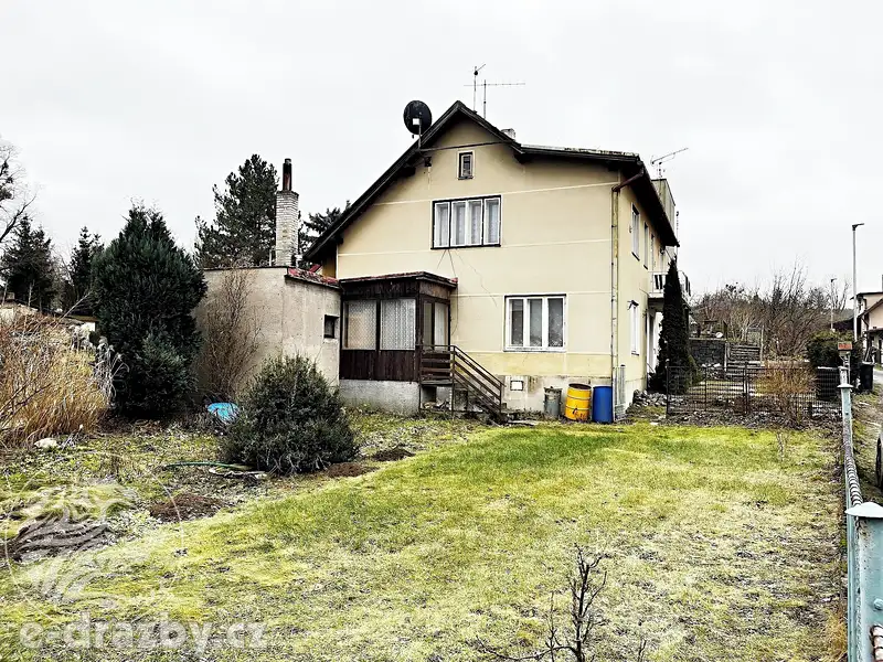 Dražba vícegeneračního domu 259 m², pozemek 1365 m², Krouna – náhled fotky 2