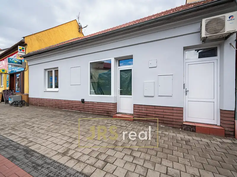 Prodej rodinného domu 233 m², pozemek 353 m², Veselí nad Moravou – náhled fotky 1