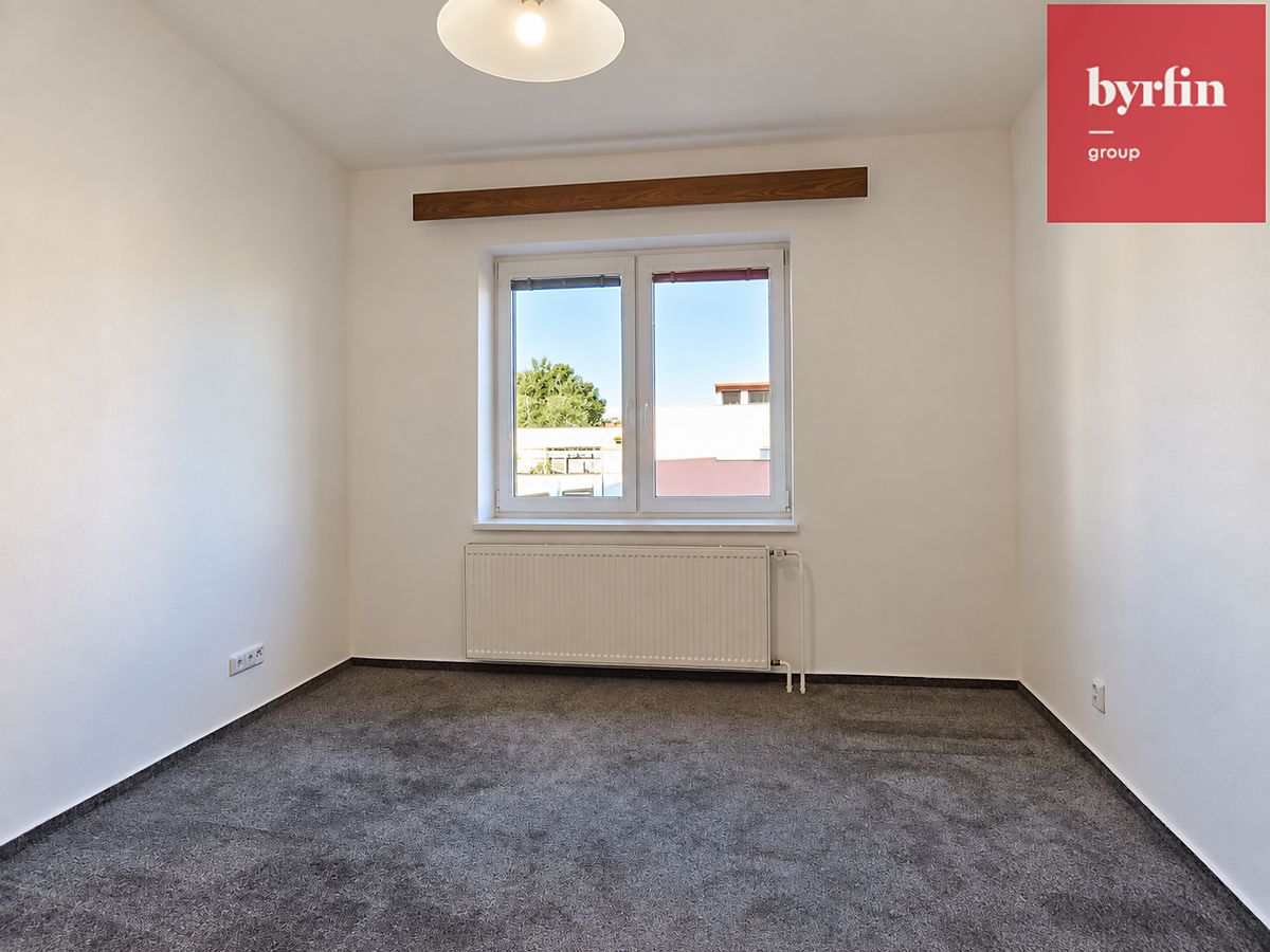 Pronájem bytu 2+1 54 m² – fotografie 5