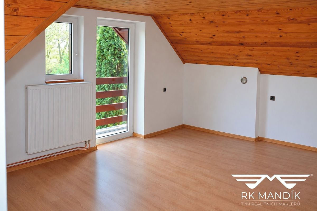 Prodej chaty 121 m², pozemek 401 m² – fotografie 2