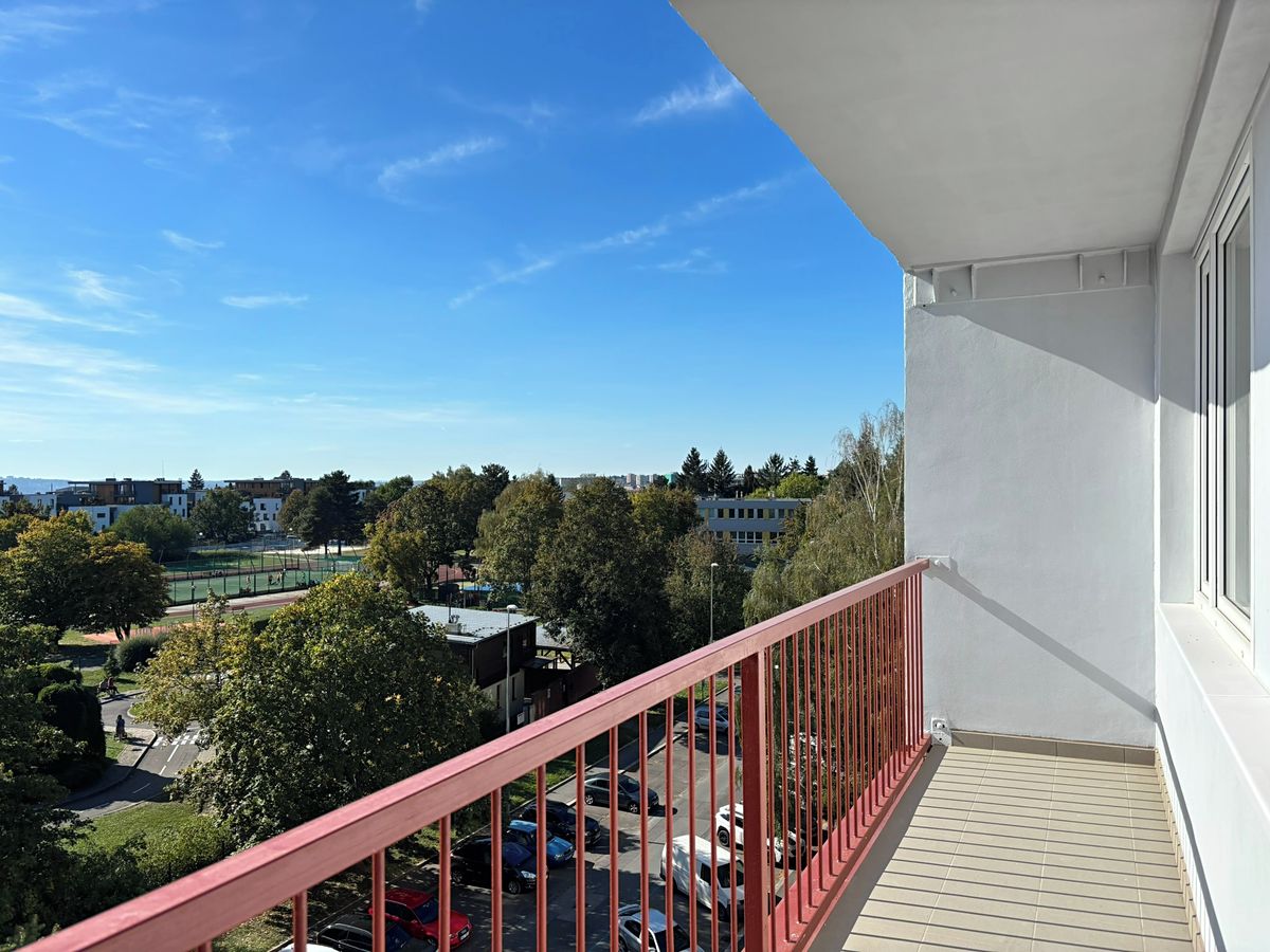 Prodej bytu 4+kk 68 m² – fotografie 3