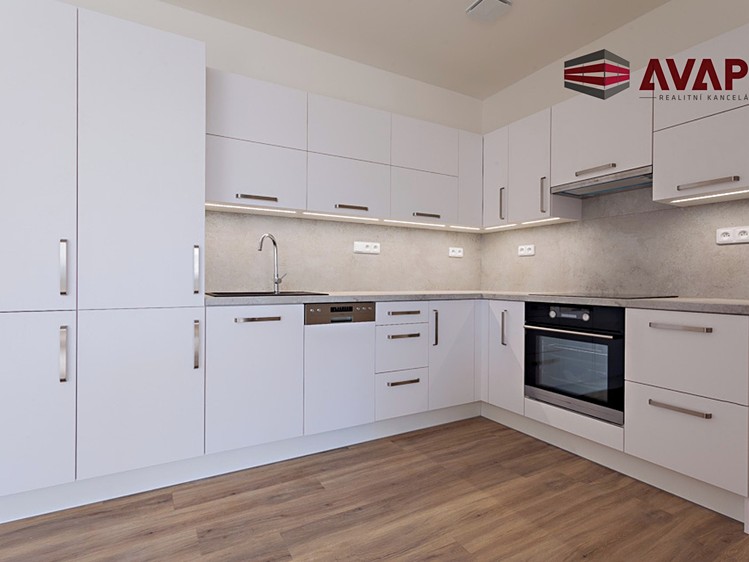Wohnung 2+kk zur Miete, 61 m² (1 von 16)