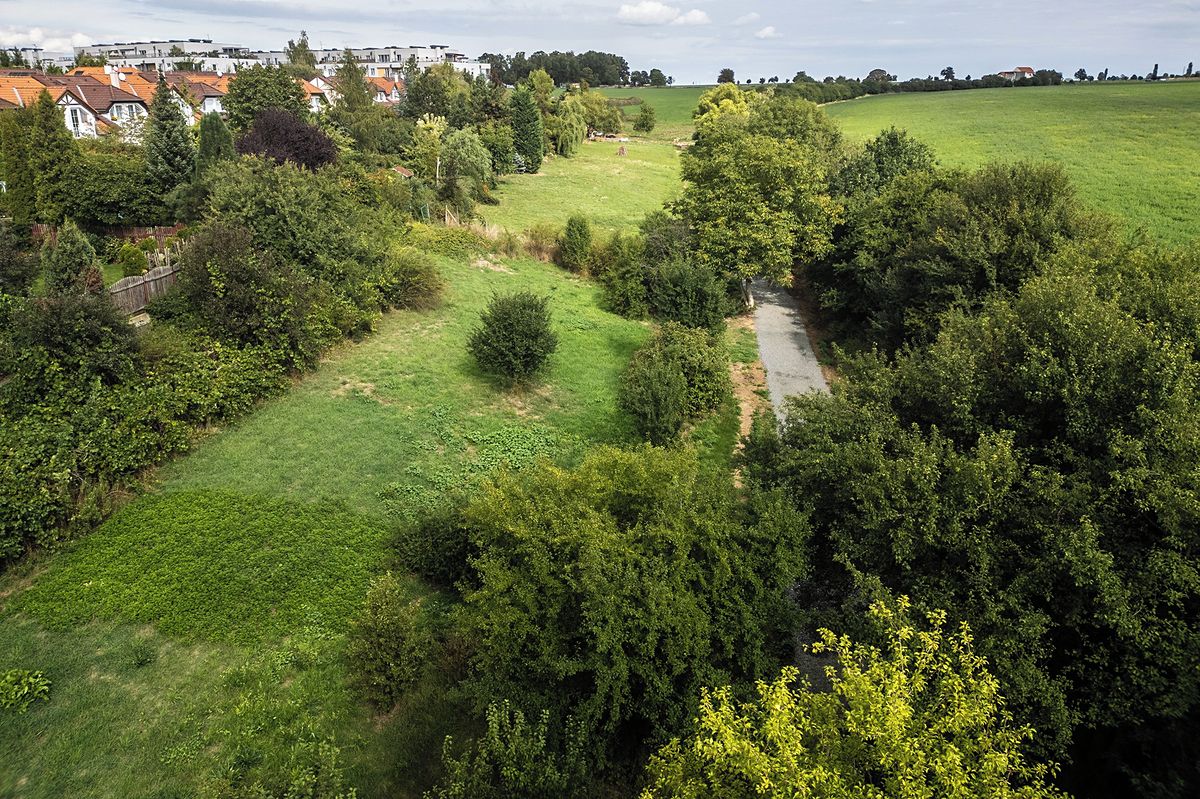 Prodej pozemku 150 m² – fotografie 4