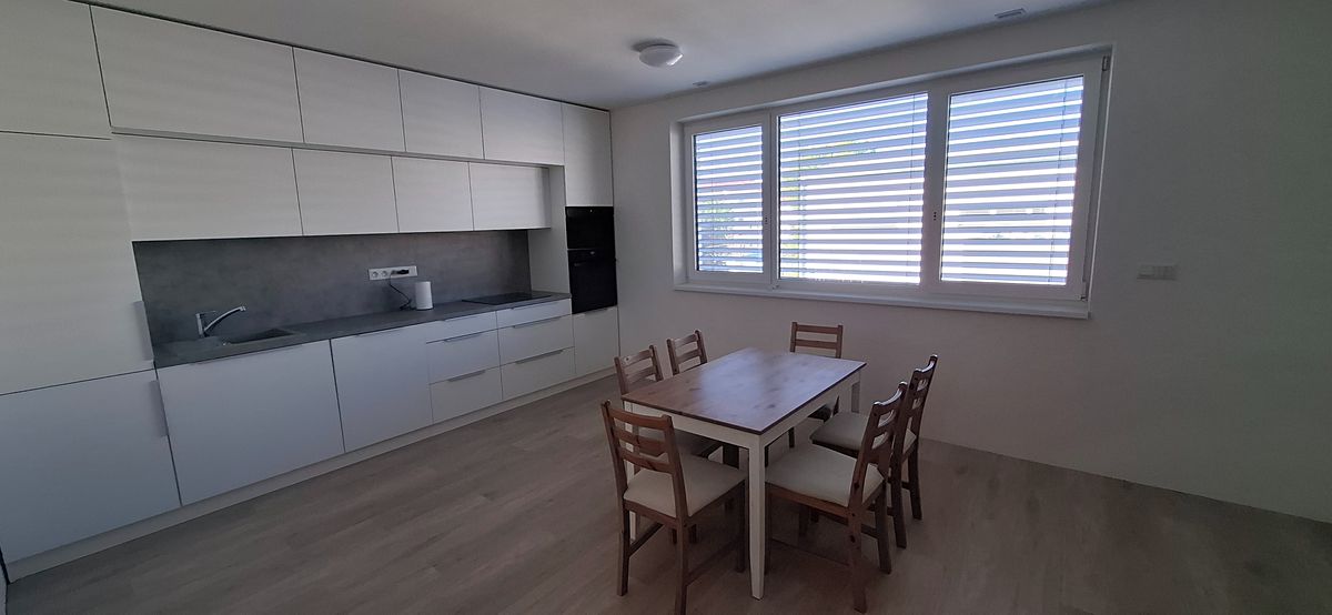 Pronájem bytu 2+kk 50 m² – fotografie 5
