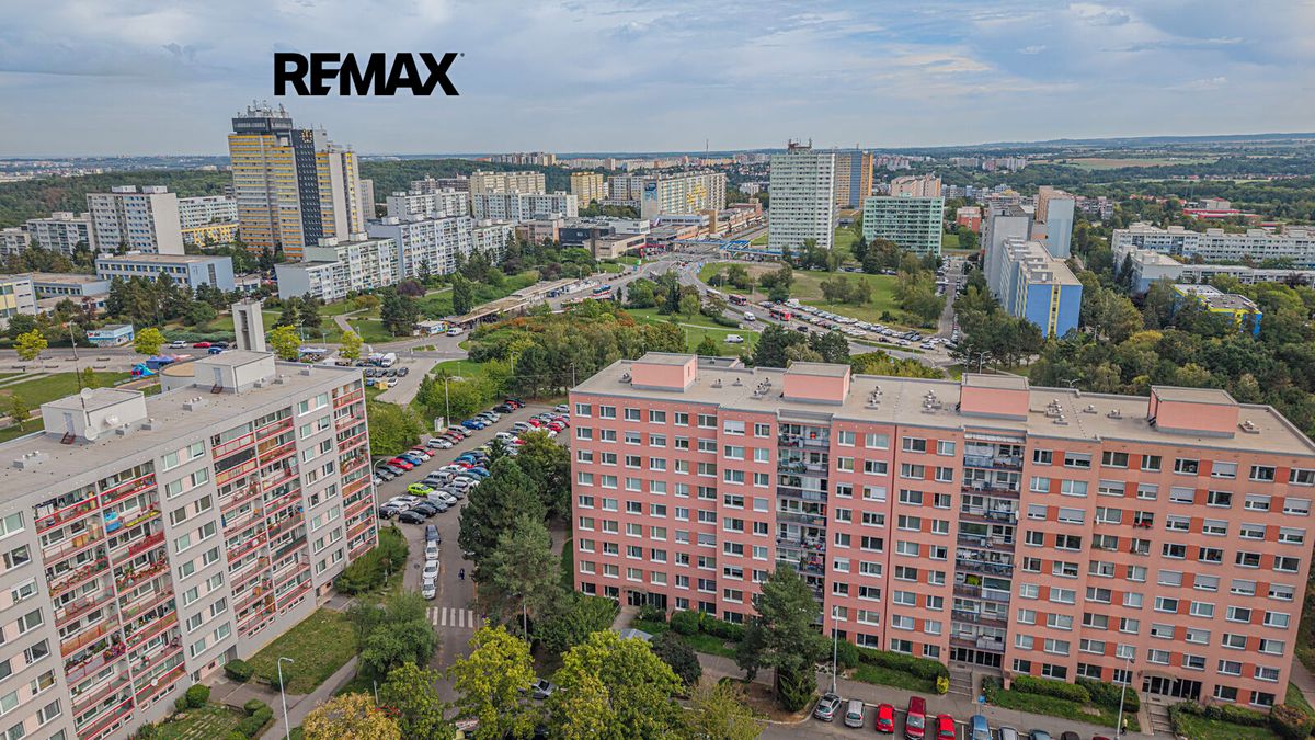Prodej bytu 3+1 70 m², Praha – fotka 1 z 3