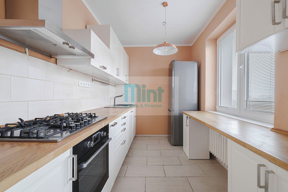 Pronájem bytu 2+1 50 m² – fotografie 2