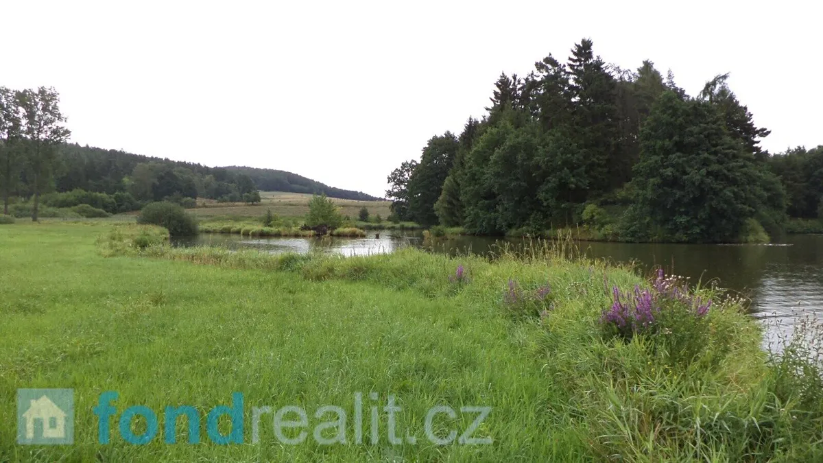 Prodej pozemku 5241 m²