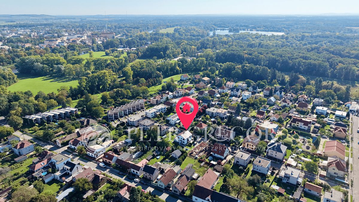 Prodej vícegeneračního domu 150 m², pozemek 910 m² – fotografie 5