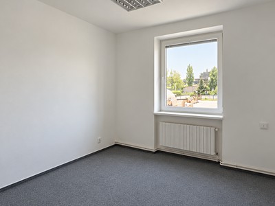 Pronájem komerčního prostoru, 17 m² (2 z 4)