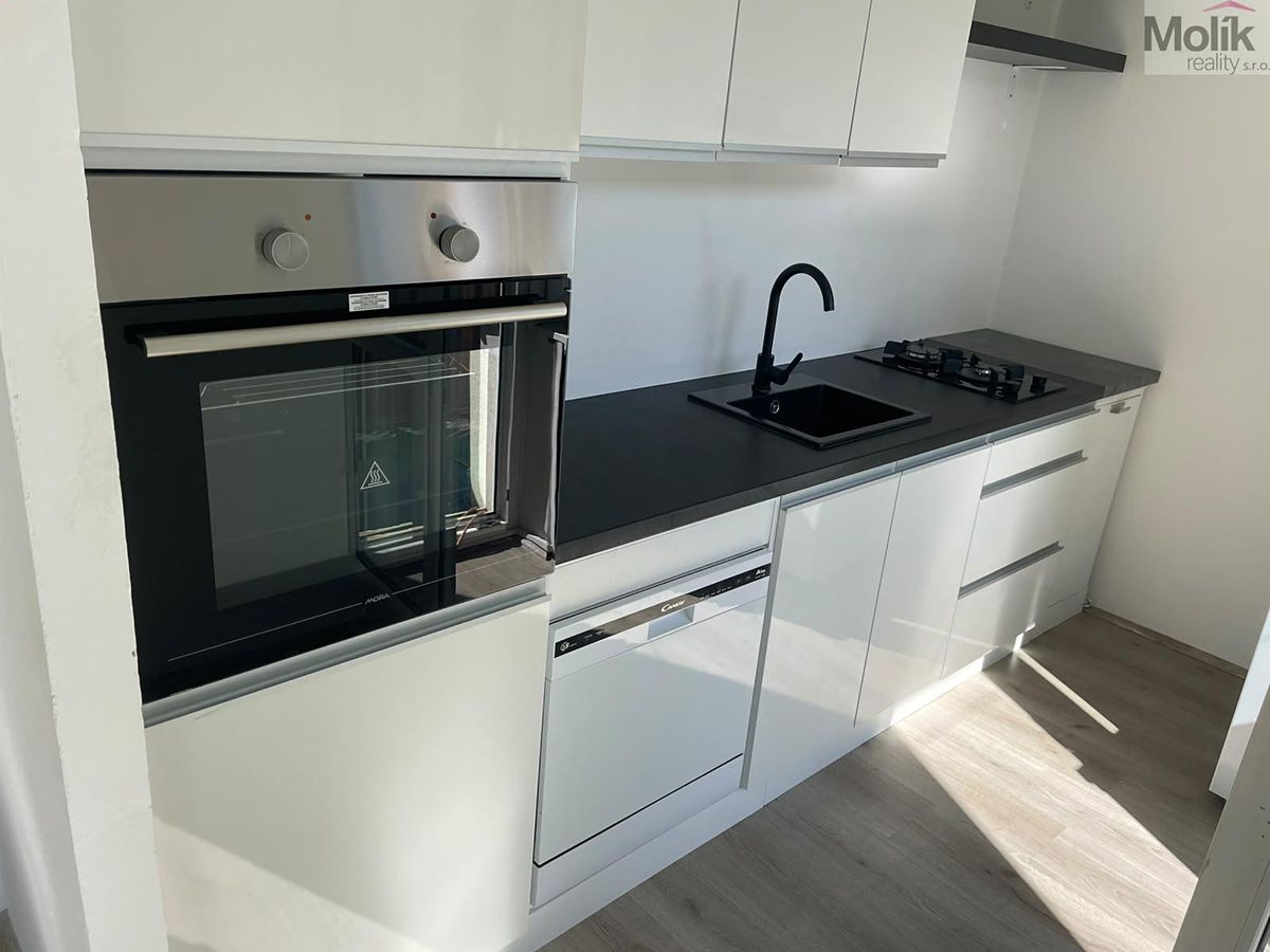 Pronájem bytu 1+1 30 m²