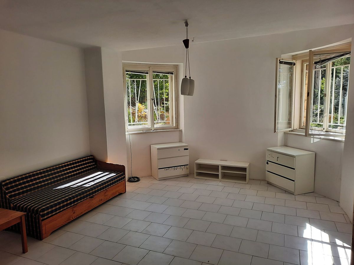 Pronájem bytu 2+1 80 m² – fotografie 5