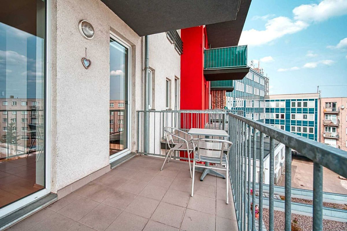 Pronájem bytu 2+kk 42 m²
