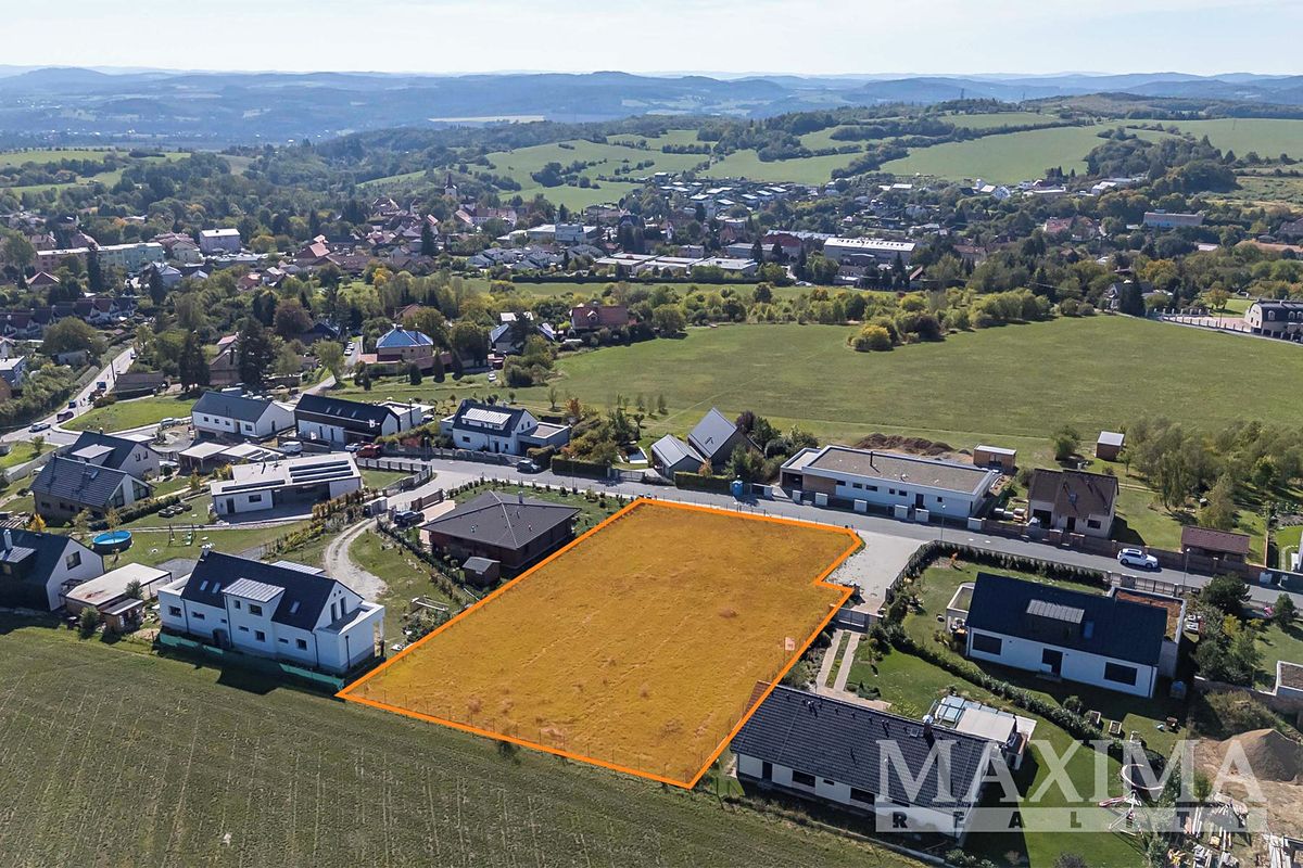 Prodej stavebního pozemku 2269 m², Jílové u Prahy – fotka 1 z 3