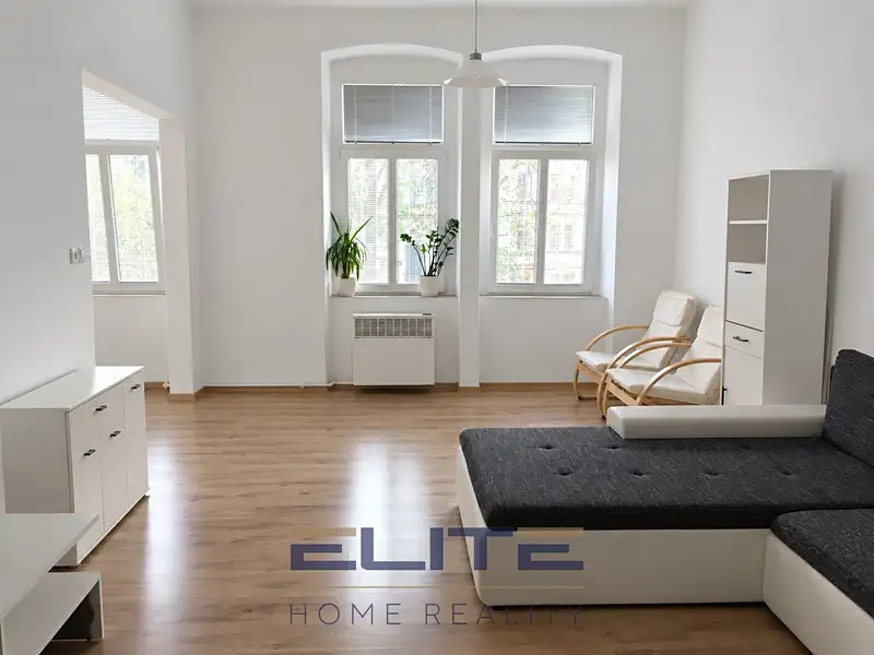 Pronájem bytu 2+kk 67 m², Liberec – náhled fotky 2