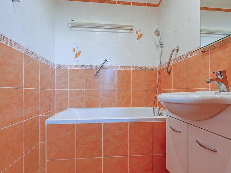Pronájem bytu 2+1, 51 m² (9 z 17)
