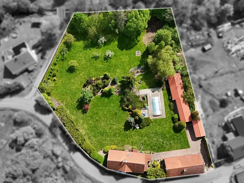 Prodej vícegeneračního domu 340 m², pozemek 4725 m², Verneřice – náhled fotky 2