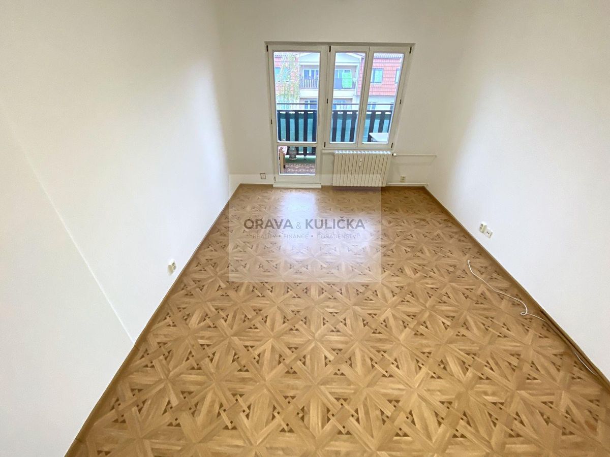 Pronájem bytu 2+1 54 m² – fotografie 5